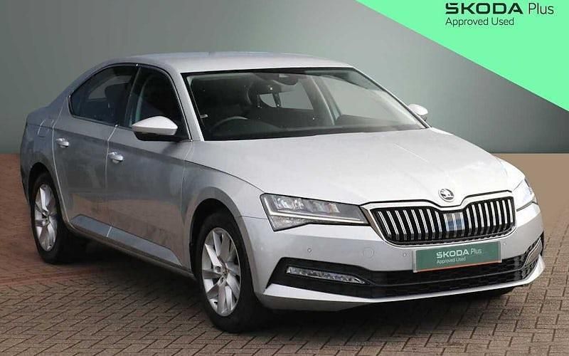 Usado Skoda Superb SE 150 CV (110 kW) 2022 Utilitario