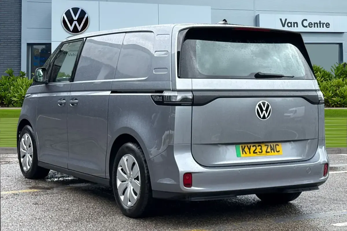 Used VW ID. Buzz 150 kW (204 HP) 2023 Silver MPV