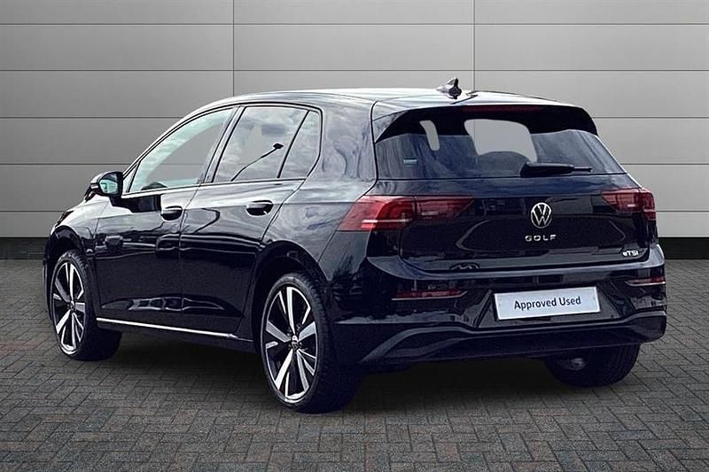 New VW Golf VIII Match 150 HP (110 kW) 2026 Grenadilla black Hatchback