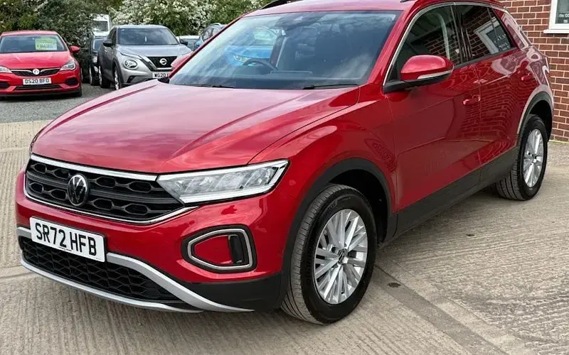 Usado VW T-Roc Life 110 CV (80 kW) 2024 SUV