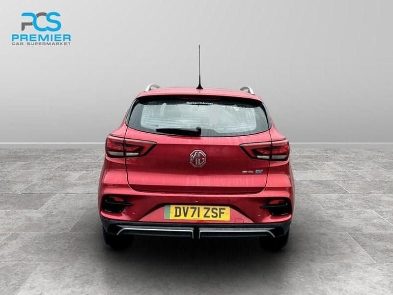Used MG ZS Trophy Connect 114 kW (156 HP) 2022 Red SUV