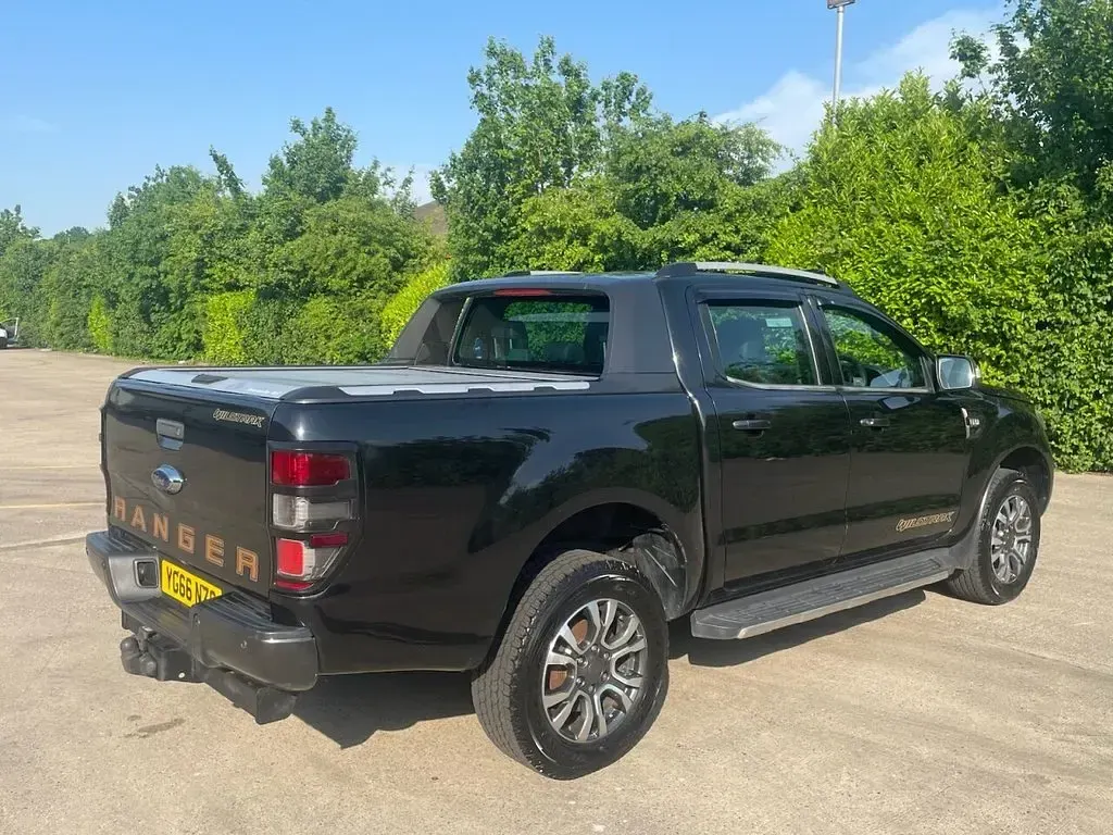 Used Ford Ranger Wildtrack 200 HP (147 kW) 2016 Black Pickup