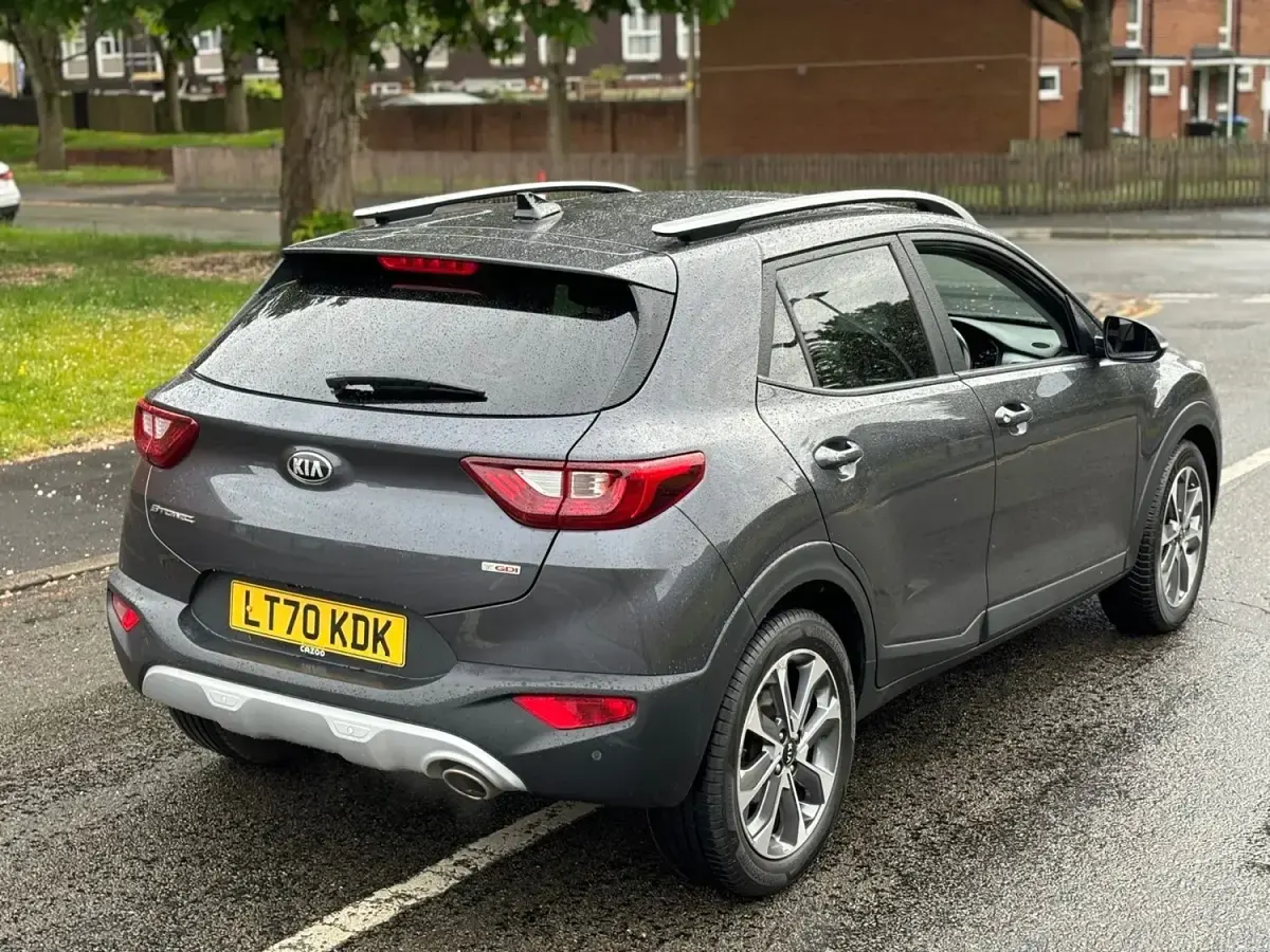 Usado Kia Stonic 2020 Cinzento SUV