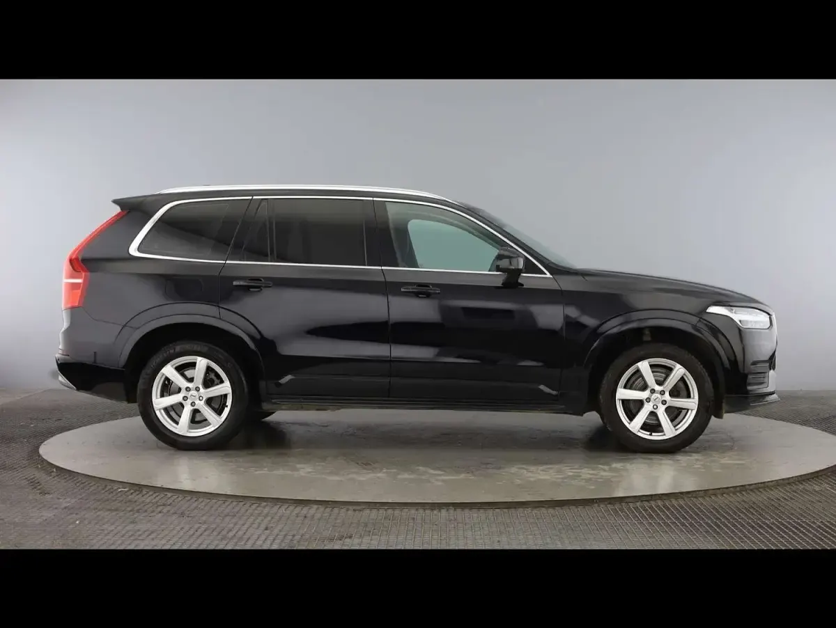 Used Volvo XC90 Momentum 2022 Black SUV
