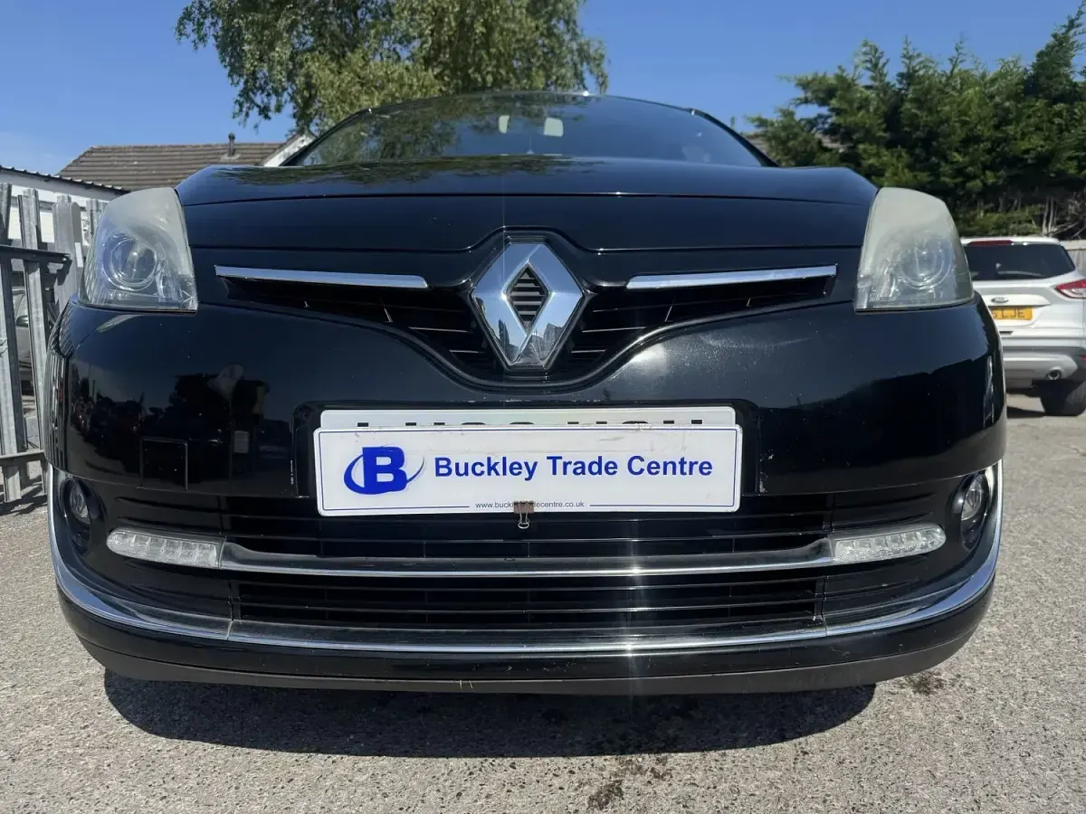 Used Renault Grand Scénic III Dynamique 2013 Black MPV
