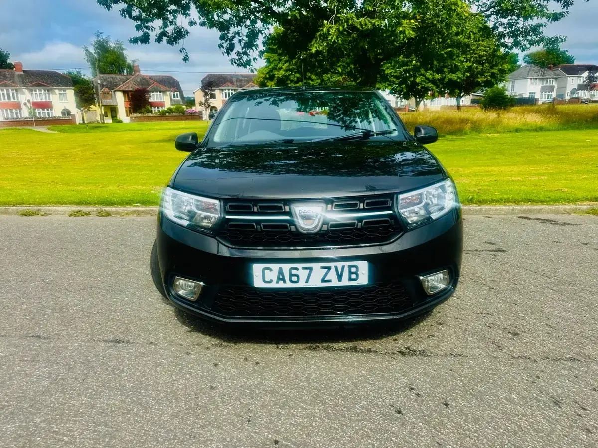 Used Dacia Sandero Comfort 90 HP (66 kW) 2017 Black Hatchback