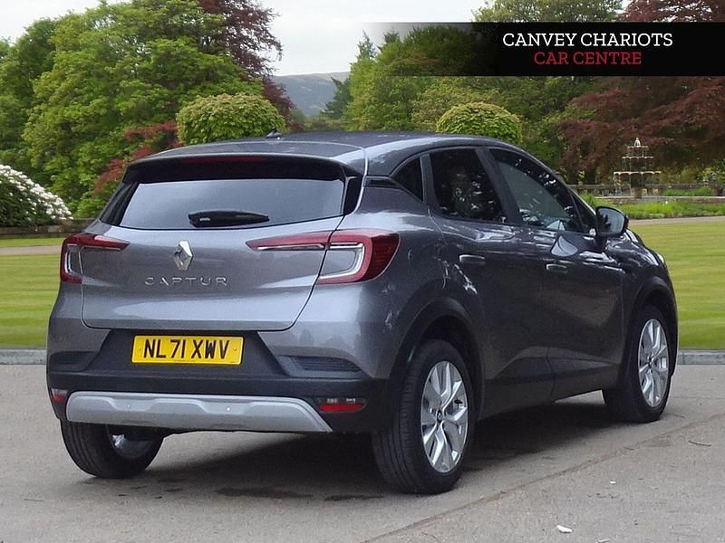 Gebraucht Renault Captur Iconic 2022 Grau SUV