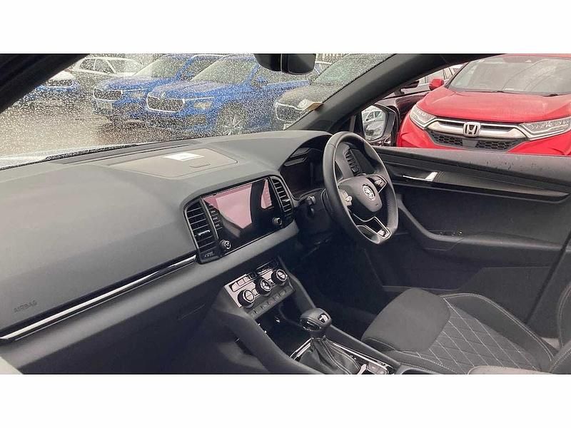 Used Skoda Karoq SportLine 150 HP (110 kW) 2024 Silver SUV