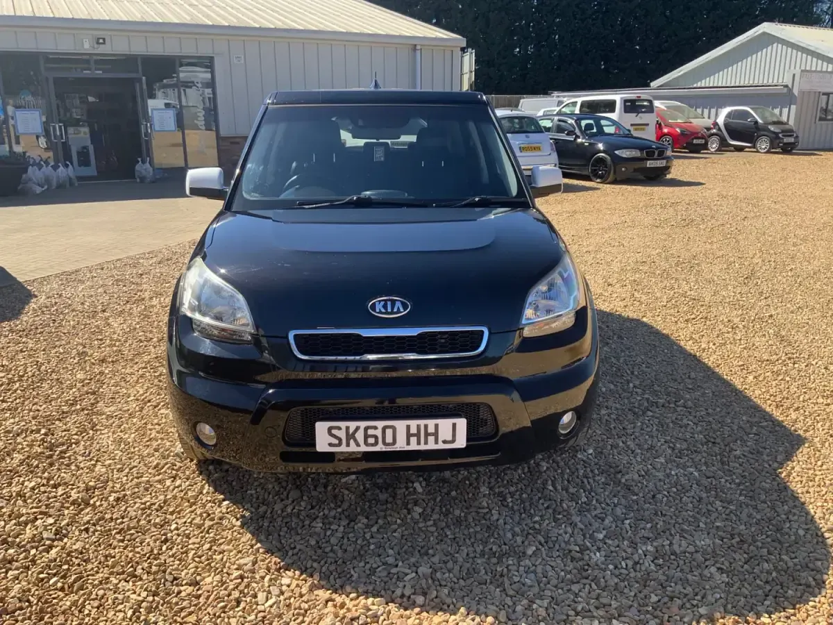 Usado Kia Soul 126 CV (92 kW) 2010 Negro SUV