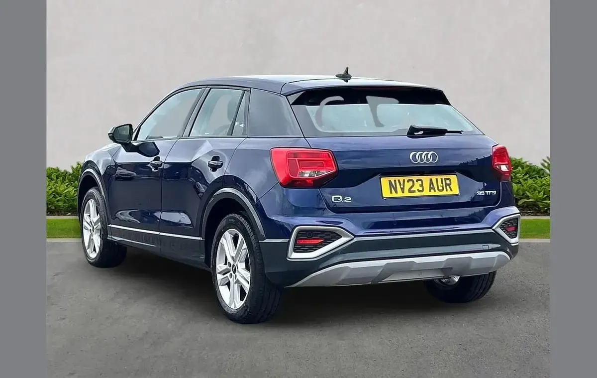 Used Audi Q2 Sport 150 HP (110 kW) 2023 Blue SUV