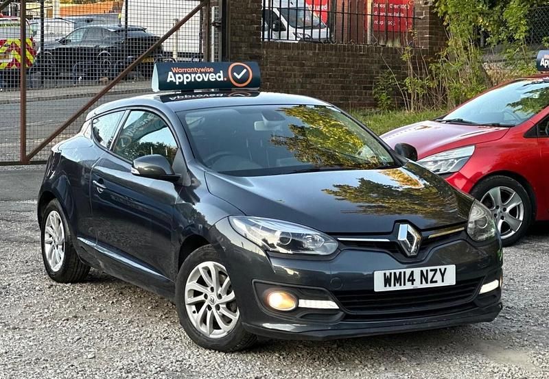 Used Renault Mégane Coupé Dynamique 110 HP (80 kW) 2014 Grey Coupe