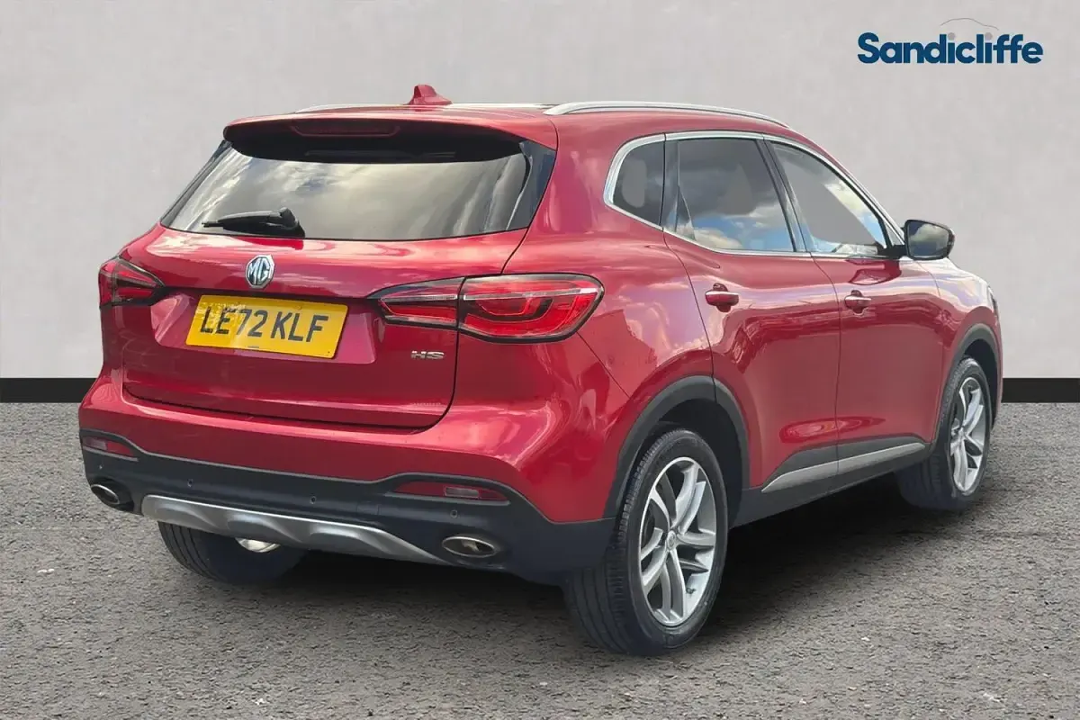 Used MG HS Exclusive 162 HP (119 kW) 2022 Red SUV