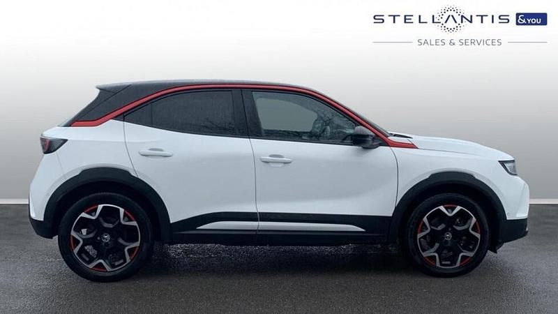 Used Vauxhall Mokka SRi 98 kW (134 HP) 2021 White SUV