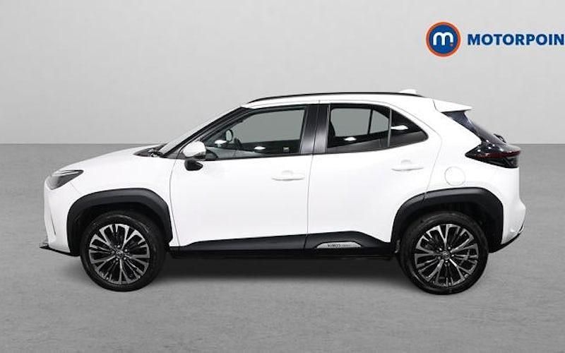 Used Toyota Yaris Hybrid 116 HP (85 kW) 2025 Estate