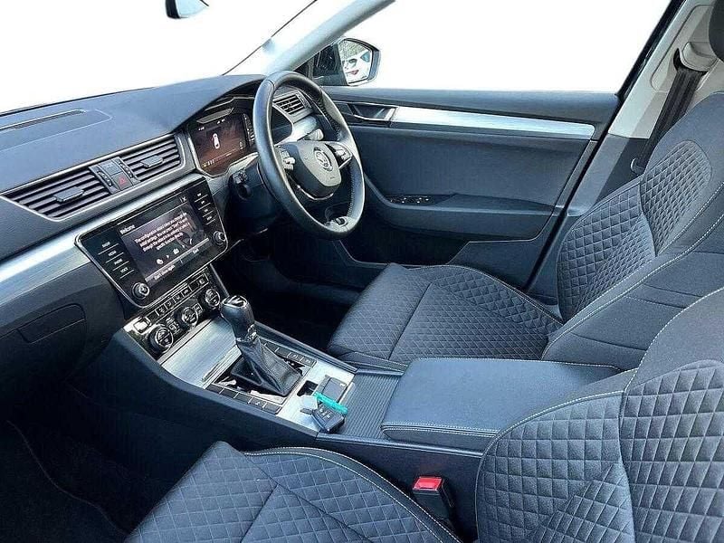 Used Skoda Superb SE Technology 148 HP (108 kW) 2023 Black magic pearl effect Estate