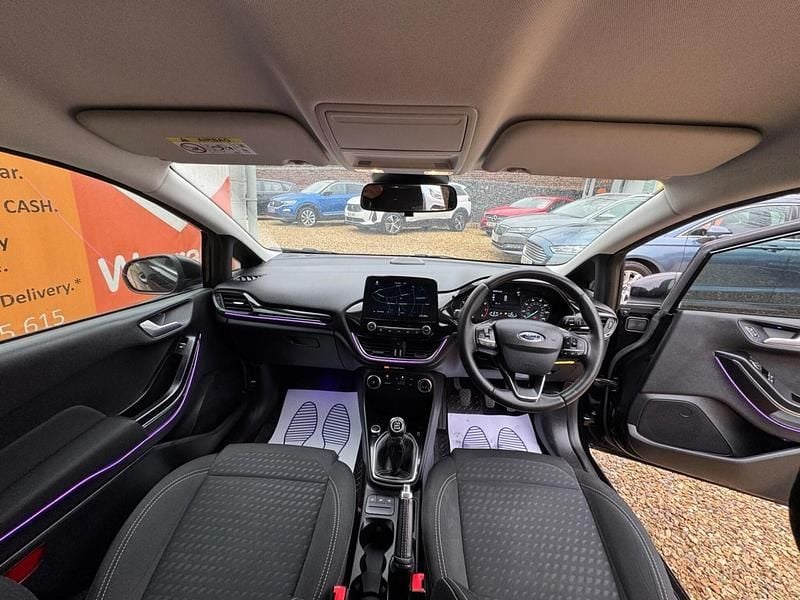 Used Ford Fiesta Zetec 70 HP (51 kW) 2019 Black Hatchback