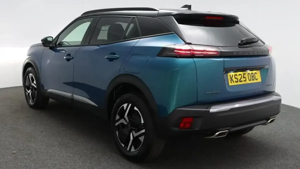 Used Peugeot 2008 GT 145 HP (106 kW) 2025 Blue SUV