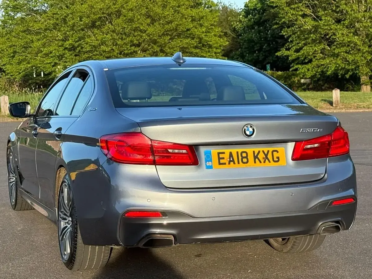 Used BMW 530e M Sport 252 HP (185 kW) 2018 Blue Sedan