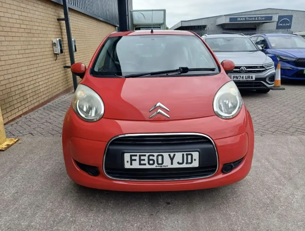 Used Citroën C1 VTR Sport 68 HP (50 kW) 2010 Red Hatchback
