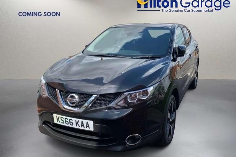 Used Nissan Qashqai N-Connecta 2016 Black SUV