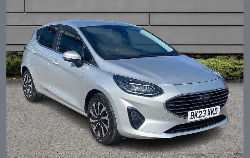 Used Ford Fiesta Titanium 99 HP (72 kW) 2023 Silver Hatchback