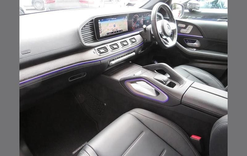 Usado Mercedes GLE300 AMG line 241 HP (177 kW) 2020 Azul SUV