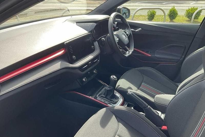 Image 2/4