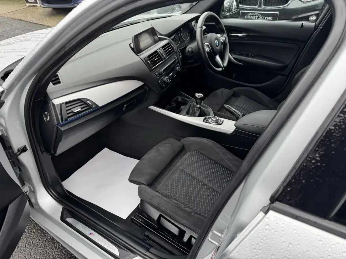 Używany BMW 118 M Sport 2014 Srebrny Hatchback
