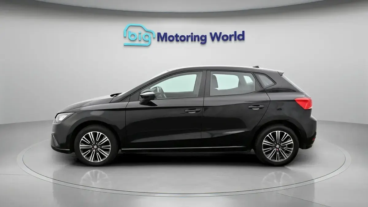 Used Seat Ibiza SE Technology 95 HP (69 kW) 2023 Black Hatchback