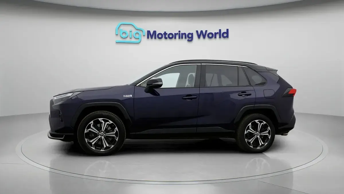 Used Toyota RAV4 Hybrid 306 HP (225 kW) 2023 Blue and black SUV
