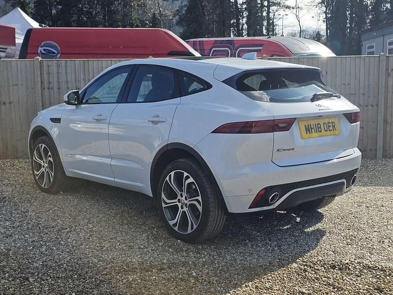 Used Jaguar E-Pace SE 249 HP (183 kW) 2018 White SUV
