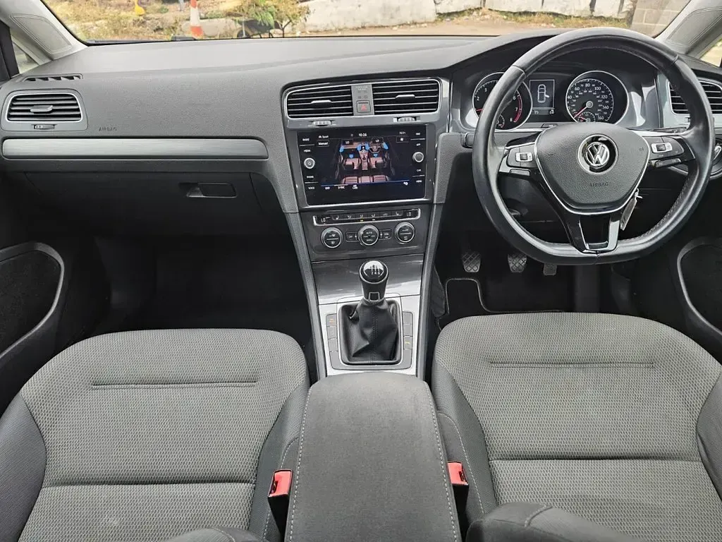 Used VW Golf VII Edition 130 HP (95 kW) 2019 Grey Hatchback