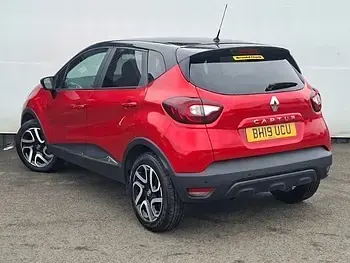 Used Renault Captur Iconic 90 HP (66 kW) 2019 Red SUV