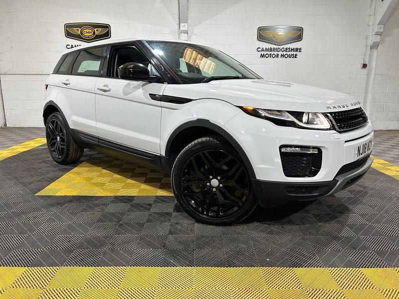 White Used 2018 Land Rover Range Rover evoque SE Estate | £11,950 (Good price) - Image 1/4