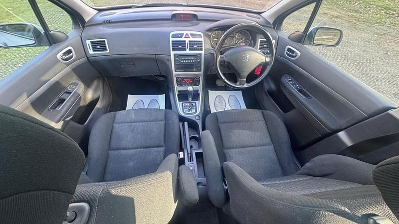 Used Peugeot 307 2006 Silver Estate