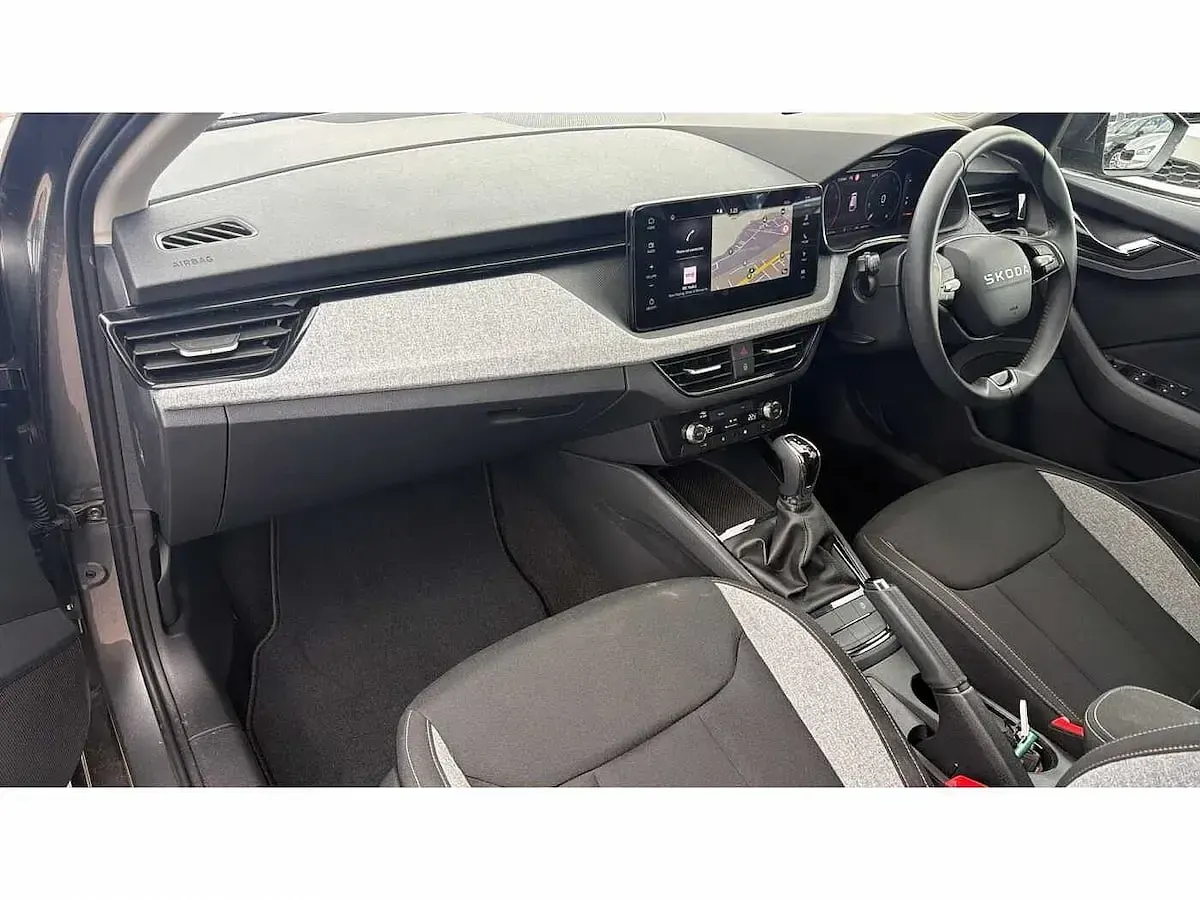 Used Skoda Scala SE 116 HP (85 kW) 2025 Graphite grey Hatchback