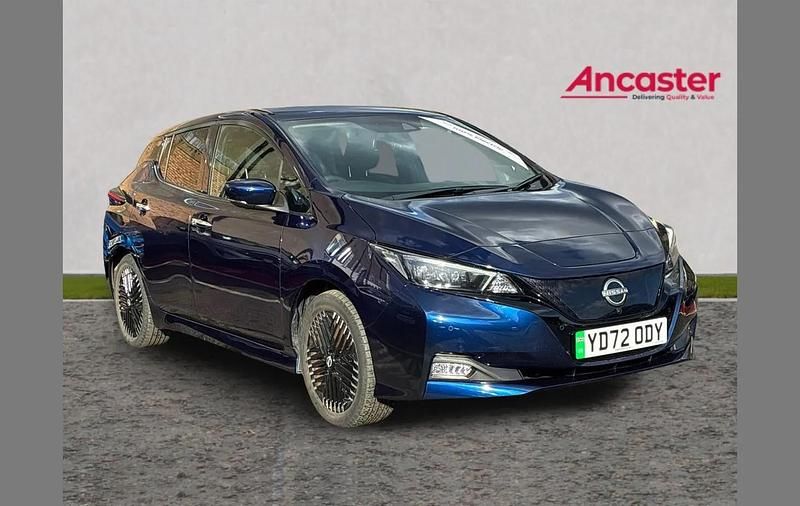 Used Nissan Leaf Tekna 110 kW (150 HP) 2022 Blue Hatchback