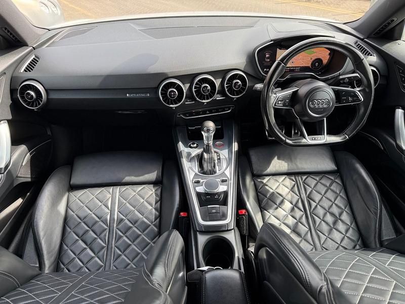 Used Audi TTS Design 310 HP (228 kW) 2015 White Coupe