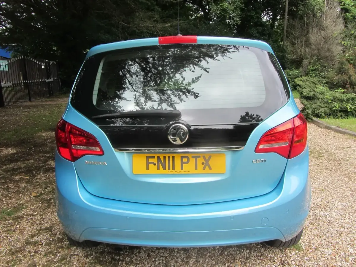 Used Vauxhall Meriva 2011 Blue MPV