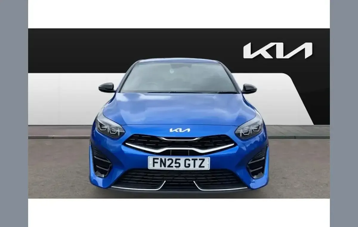 Used Kia Ceed GT-Line 140 HP (102 kW) 2024 Blue Hatchback