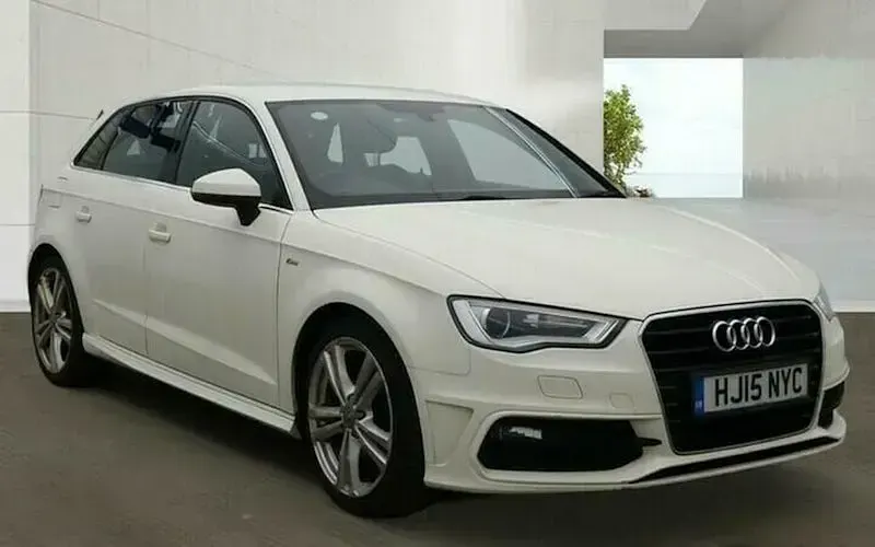 Usado Audi A3 Sportback S-Line 125 CV (91 kW) 2015 Utilitario