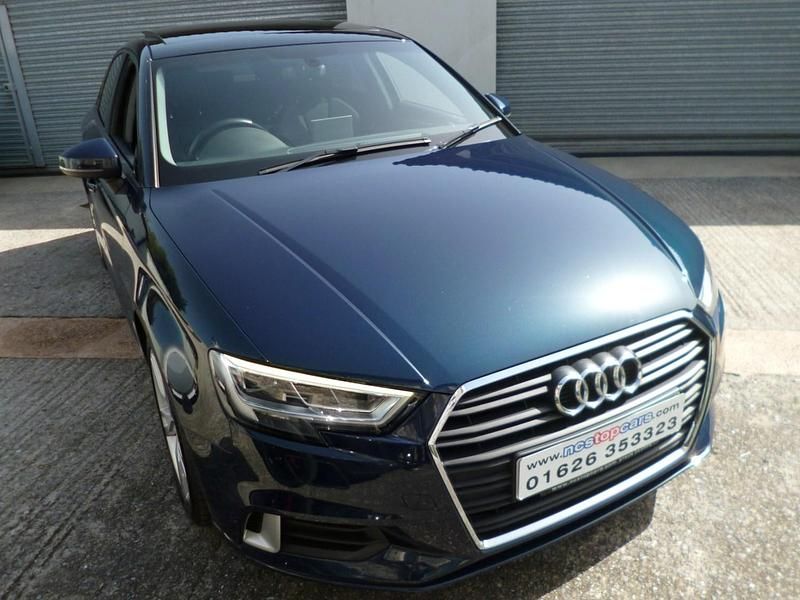 Używany Audi A3 S-Line 2016 Niebieski Sedan/Limuzyna