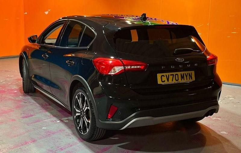 Used Ford Focus Active X 125 HP (91 kW) 2020 Black Hatchback