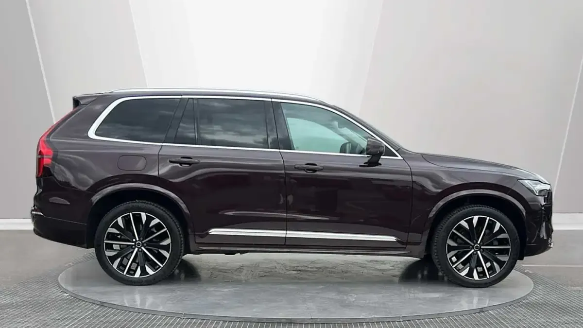 Used Volvo XC90 Core 455 HP (334 kW) 2025 Red SUV