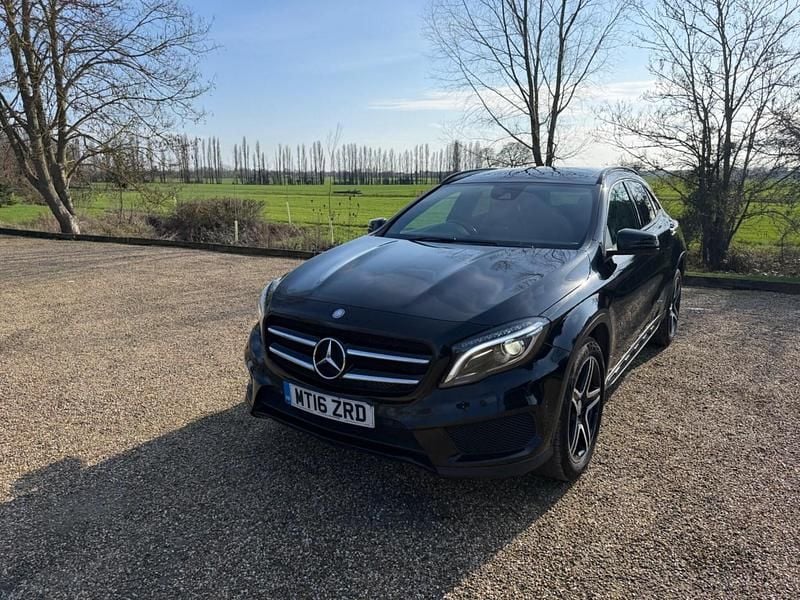 Used Mercedes GLA220 AMG line 177 HP (130 kW) 2016 Black SUV