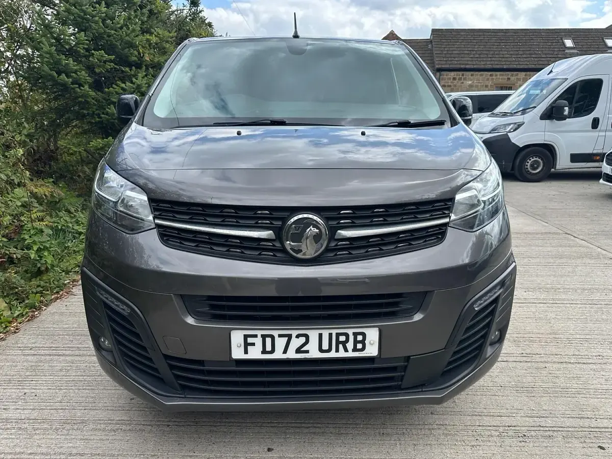 Used Vauxhall Vivaro Sportive 120 HP (88 kW) 2023 Grey MPV