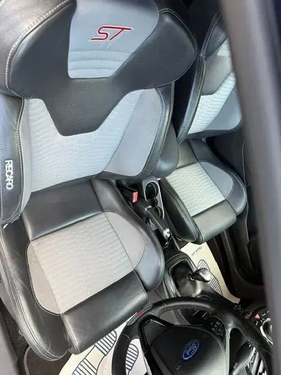 Used Ford Fiesta ST 2015 Blue Hatchback