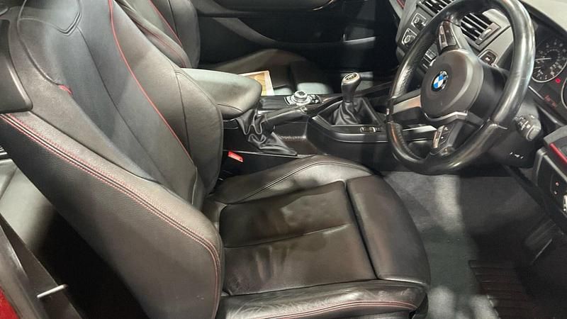 Used BMW 220 Sport Line 2014 Red Coupe