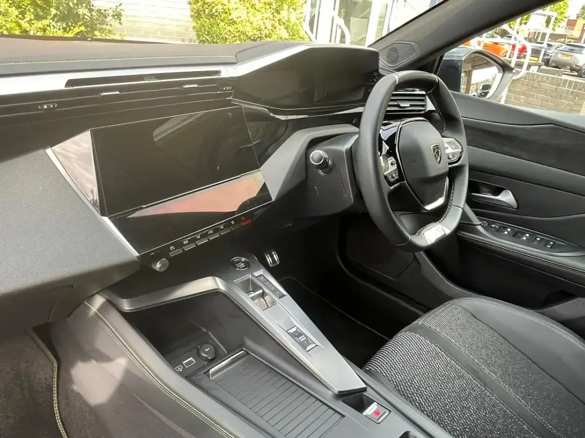 Used Peugeot 308 SW GT 134 HP (98 kW) 2025 Grey Estate