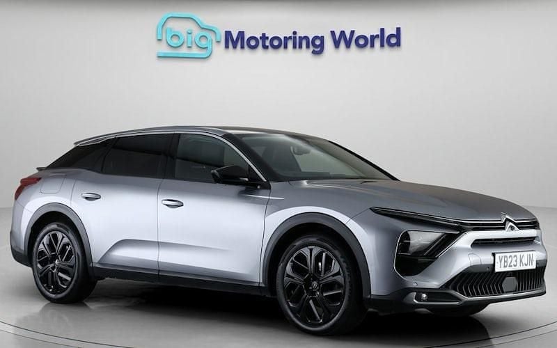 Used 2023 Citroën C5 X PureTech Estate | £14,400 (Fair price) - Image 1/4